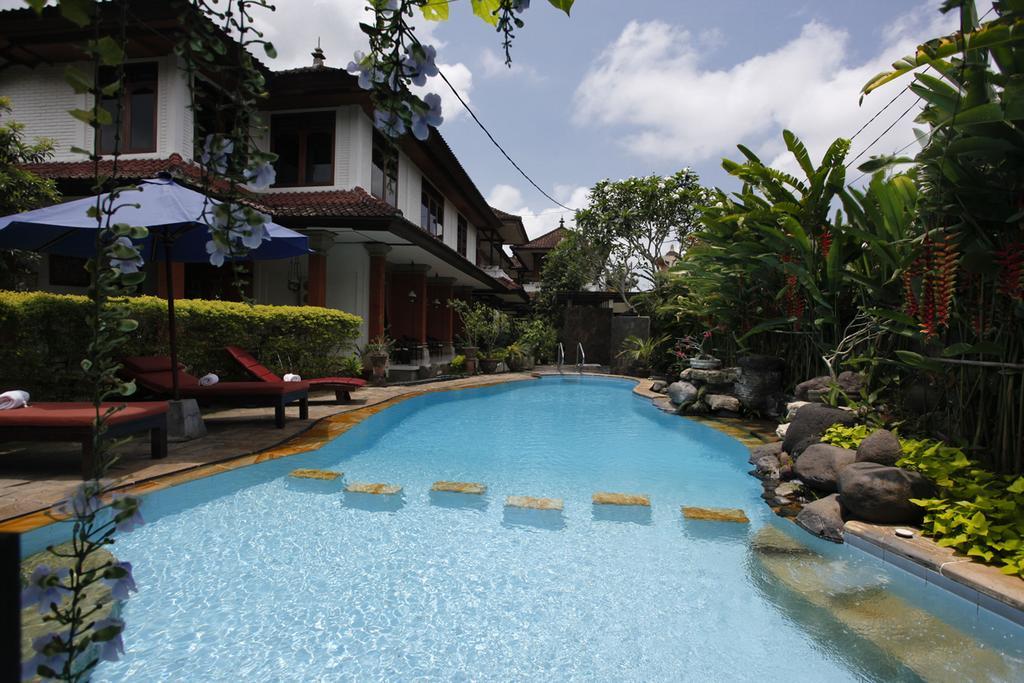 Yulia Village Inn Ubud Kültér fotó